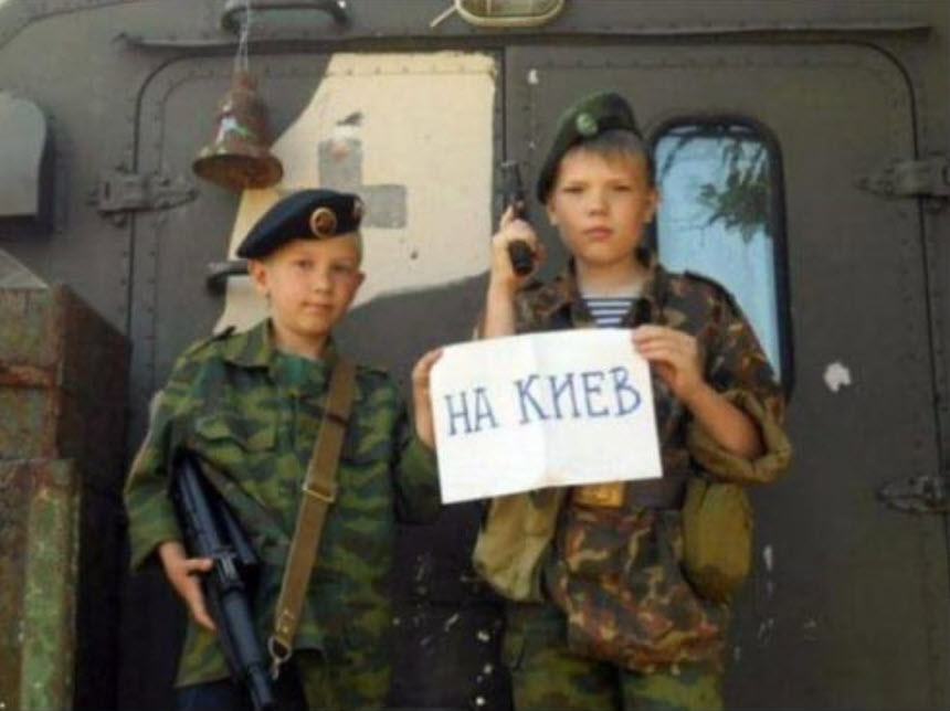 Дети в военной форме как атрибут победобесия в России