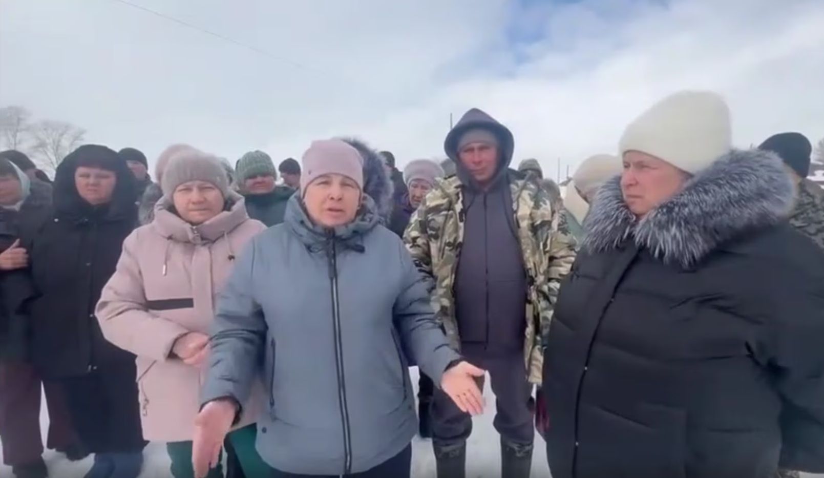 Кадр из видеообращения жителей села Козиха